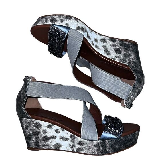 Donald Pliner Silver Animal Print Beaded Wedges Size 8.5 - Picture 3 of 9